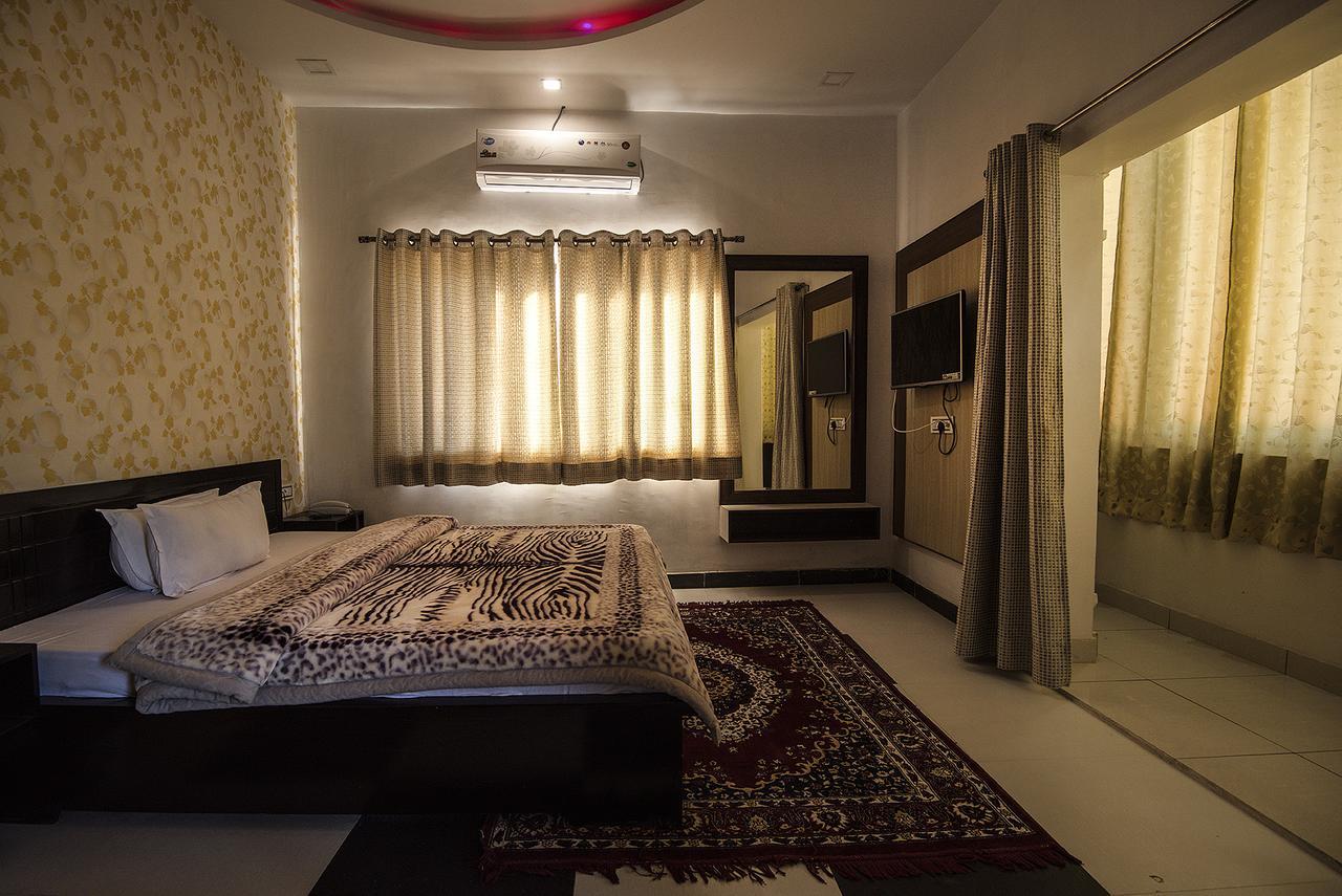 Royal Rawat Palace Pushkar Exterior photo